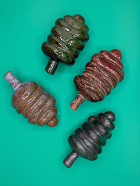 Ceramic sculptures - Four multicoloured 'worm' creatures with proboscis